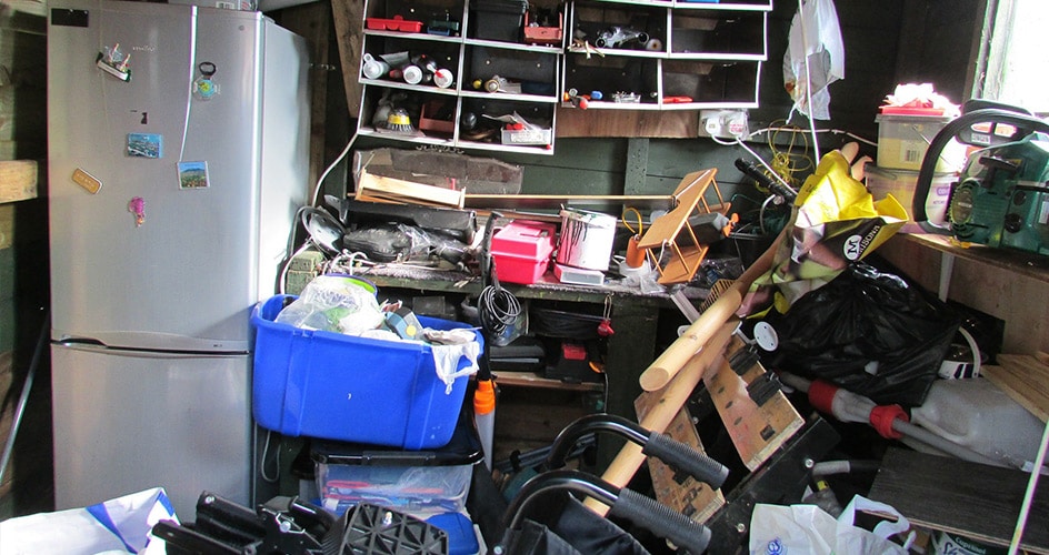 de-clutter your garage